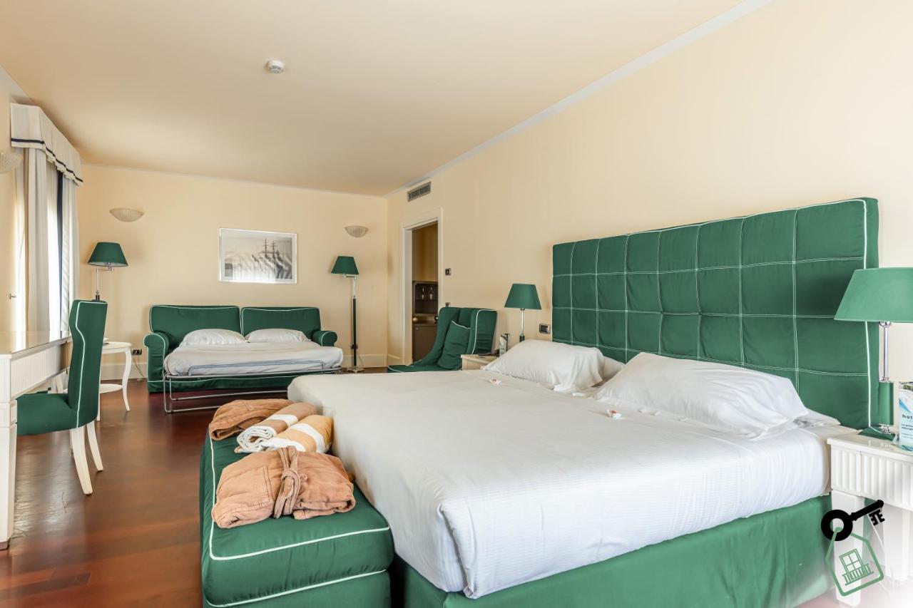 Hotel Rooms Livorno Kültér fotó